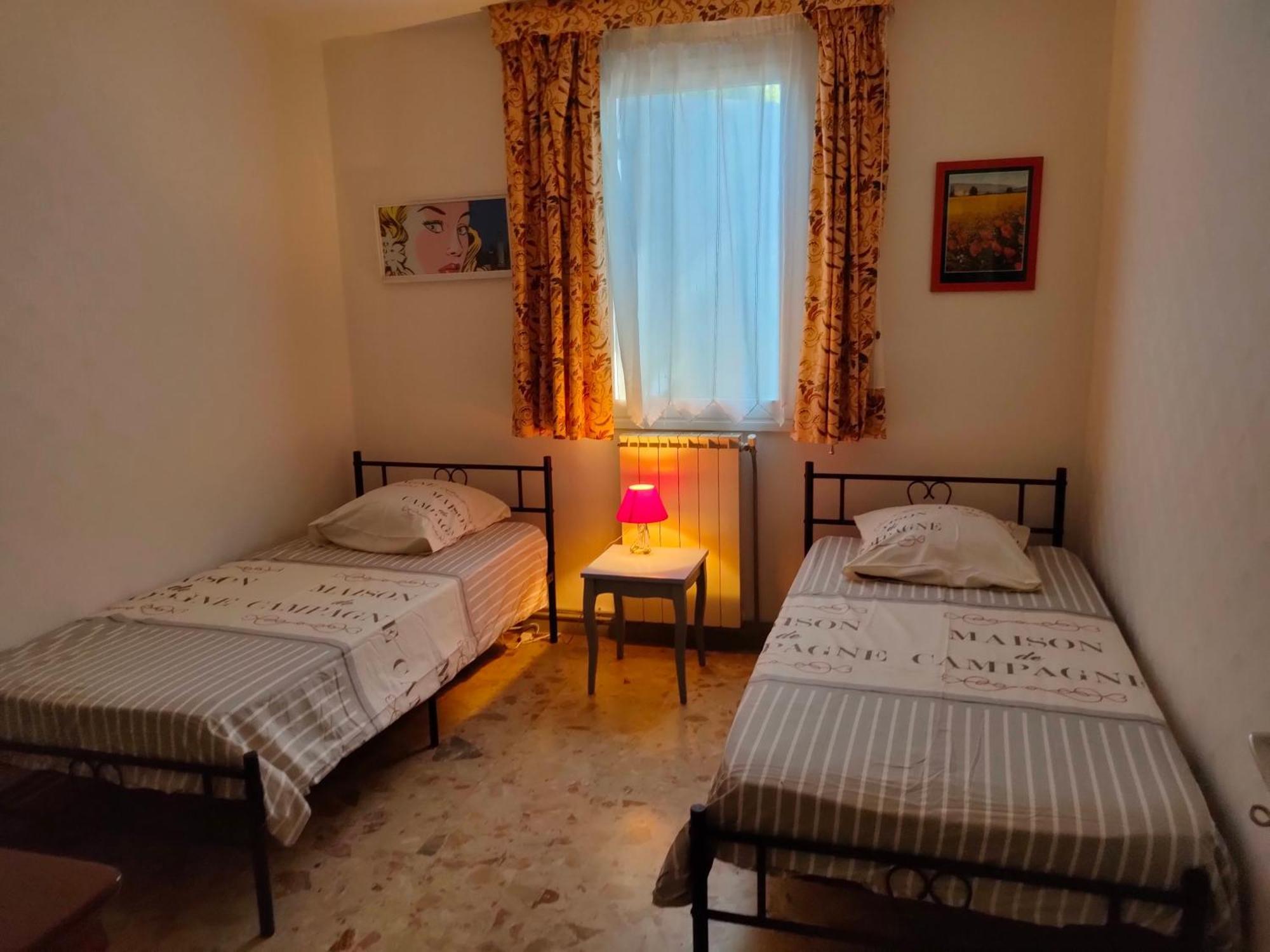 Roussillon Villa รูสซียง ภายนอก รูปภาพ